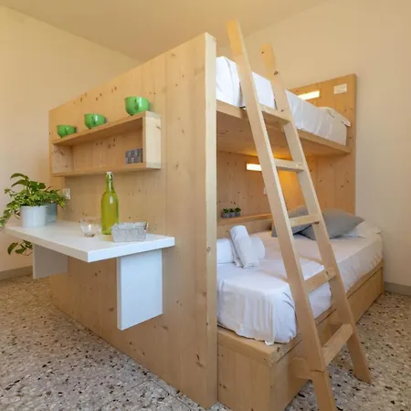 Mamma Ciccia - Waterfront Apartment